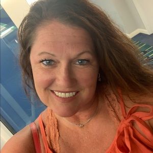 Meet your Posher, Kelli